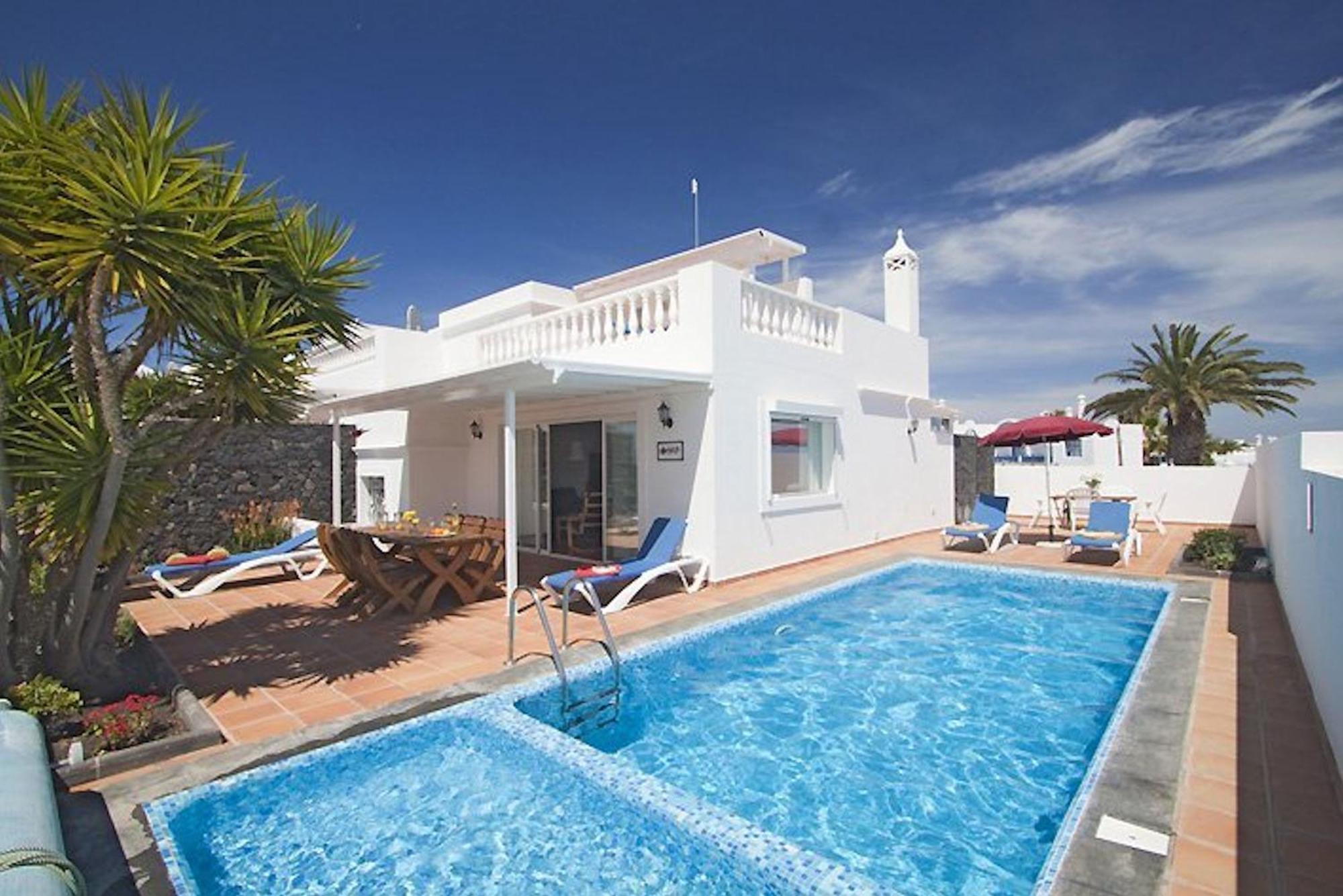 Lovely Los Mojones Villa Casa Jasmine Heated Pool Short Walk To Beach Puerto Del Carmen Puerto del Carmen  Buitenkant foto