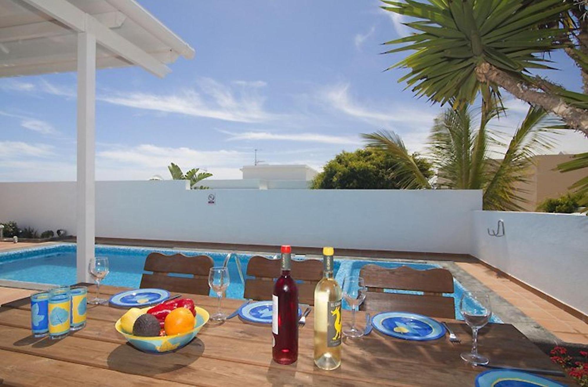 Lovely Los Mojones Villa Casa Jasmine Heated Pool Short Walk To Beach Puerto Del Carmen Puerto del Carmen  Buitenkant foto